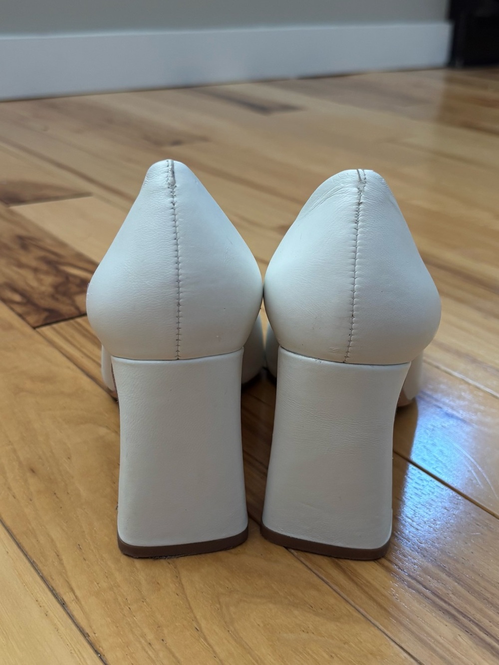 White Square Toe Block Heel Pumps - Picture 3 of 5